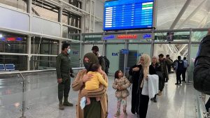 Belarus-Polonya sınırındaki 400 Iraklı göçmen Erbil'e döndü