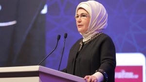 Emine Erdoğan: Kadınlara kalkan elleri asla affetmeyeceğiz