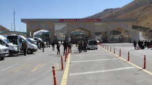 Kapıköy Sınır Kapısı'nda İranlı turist hareketliliği sürüyor