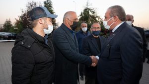 Meclis Başkanı Şentop'tan Başak Cengiz'in ailesine taziye ziyareti