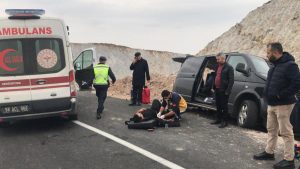 Sultangazi Belediye Başkan Yardımcısı ile AK Parti Sultangazi İlçe Başkanı kazada yaralandı