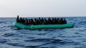 Yunanistan unsurlarınca Türk kara sularına itilen düzensiz göçmenler kurtarıldı