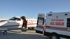 Ambulans uçak Danyal bebek için havalandı
