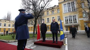 Bakan Akar, Bosna Hersek Savunma Bakanı Sifet Podzic ile görüştü