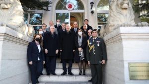 Bakan Soylu, Budapeşte Büyükelçiliği'ni ziyaret etti