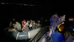 Geri itilen 92 göçmen Sahil Güvenlik Komutanlığı ekiplerince kurtarıldı