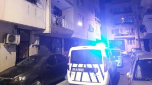 İzmir'de annesini bıçaklayarak öldüren cani evlat tutuklandı