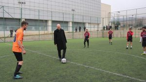 Bakan Soylu, Şırnak'ta 'Kültür Şöleni Futbol turnuvası' final maçının başlama vuruşunu yaptı